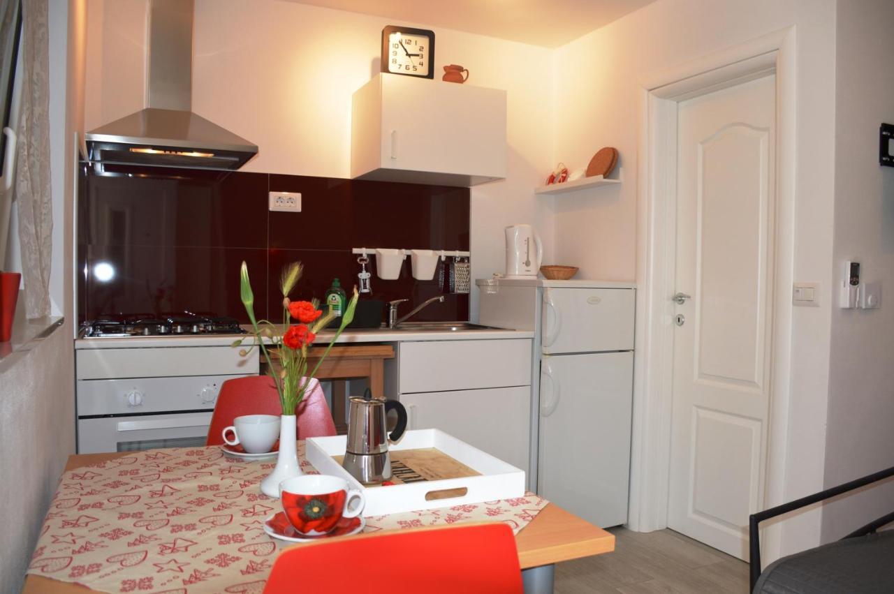 New In Center Of Apartment Poreč