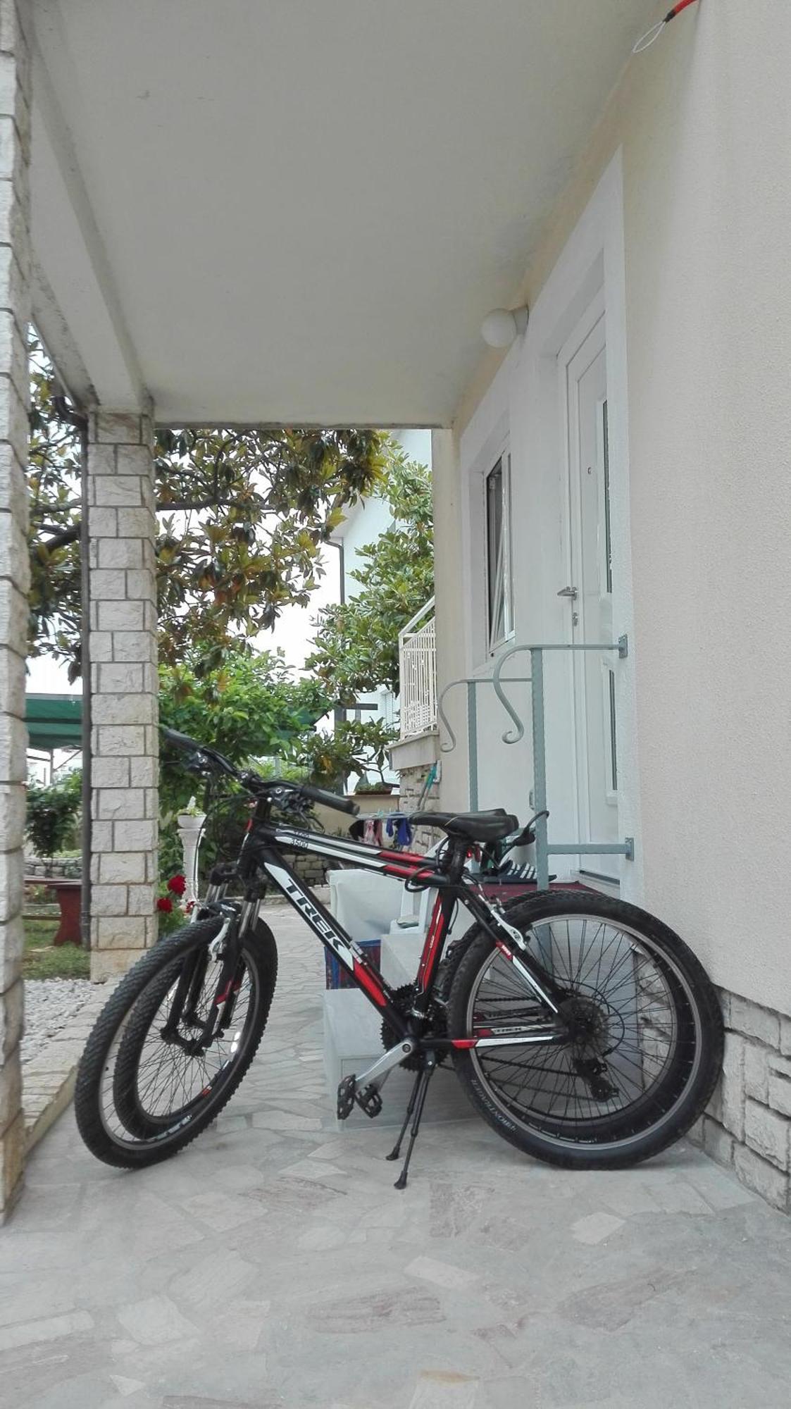 New In Center Of Apartment